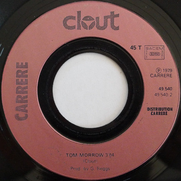 Clout : Under Fire (7", Single)