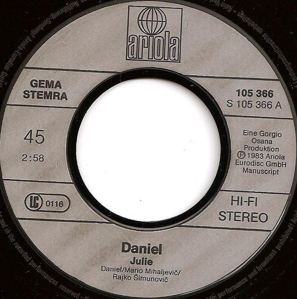 Daniel (8) : Julie (7", Single)