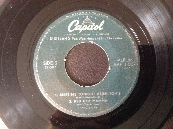Pee Wee Hunt And His Orchestra : Dixieland (7", EP)