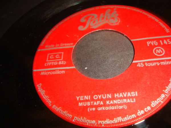 Mustafa Kandıralı ve arkadaşları : Yeni Oyun Havasi  / Yeni Salon Ciftetellisi  (7", Single)