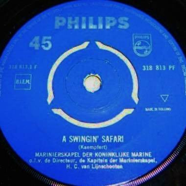 De Marinierskapel der Koninklijke Marine : A Swingin' Safari (7", Single)