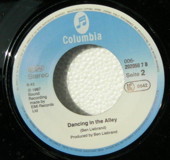 Marshall Hain : Dancing In The City (Summer City '87) (7", Single)