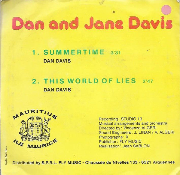 Dan Davis (22), Jane Davis (4) : Summertime (7")