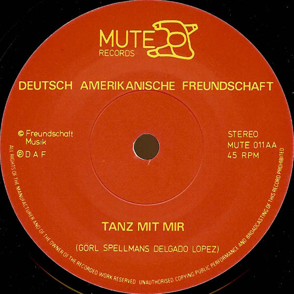 Deutsch Amerikanische Freundschaft : Der Räuber Und Der Prinz / Tanz Mit Mir (7", Single)