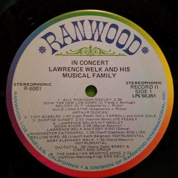 Lawrence Welk And His Musical Family : In Concert  (2xLP)