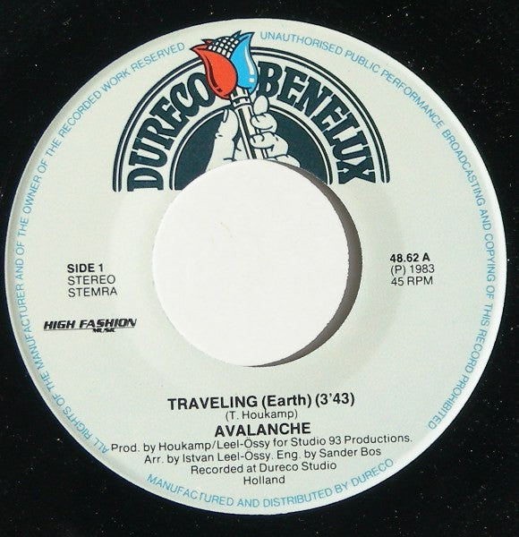 Avalanche (9) : Traveling (Earth) / Travelling (Space) (7")