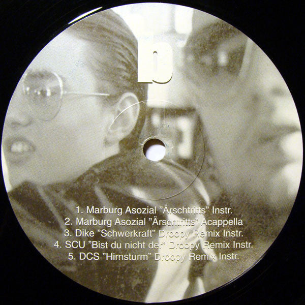 Marburg Asozial Im Double Feature Mit Droopy Goldberg Co-Starring Makkzimaal Mo : Ärschtritts (12", Maxi)