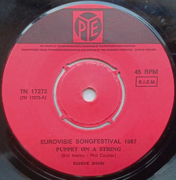 Sandie Shaw : Puppet On A String / Tell The Boys (7", Single, Eur)