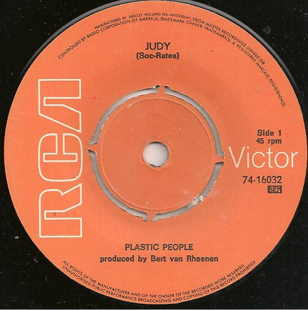 Plastic People (3) : Judy (7", Single, Ora)