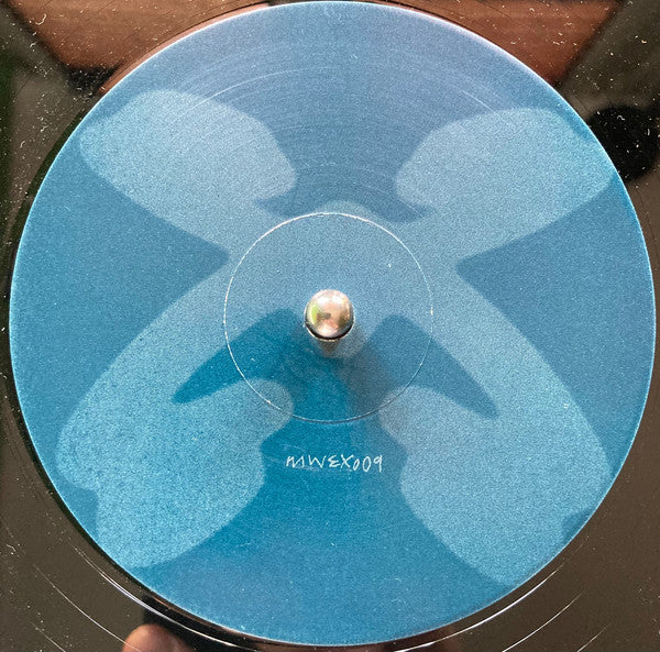 Solo* Featuring J.T. (4) : Pressure (12")