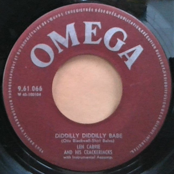 Len Carrie And His Crackerjacks* : Music Drives Me Crazy (7", Single)