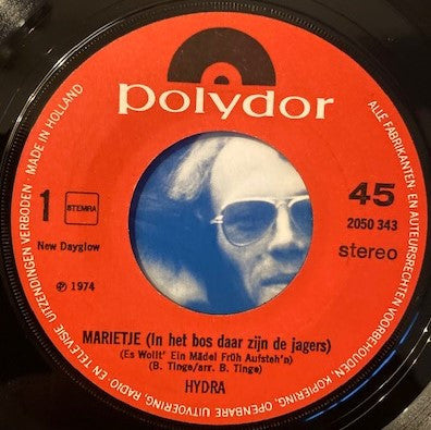 Hydra (12) : Marietje (Want In Het Bos Daar Zijn De Jagers) / Potje Met Vet (7", Single, Pap)