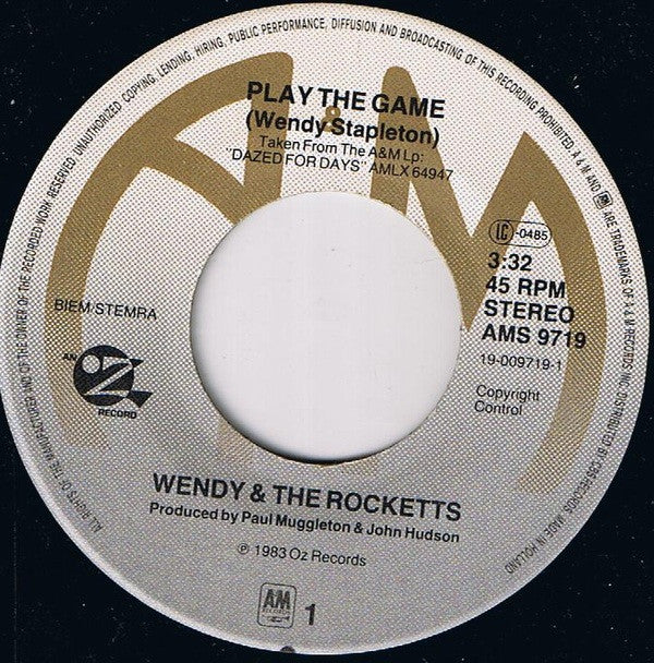 Wendy & The Rocketts : Play The Game (7", Single)