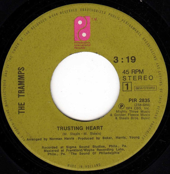The Trammps : Trusting Heart (7")