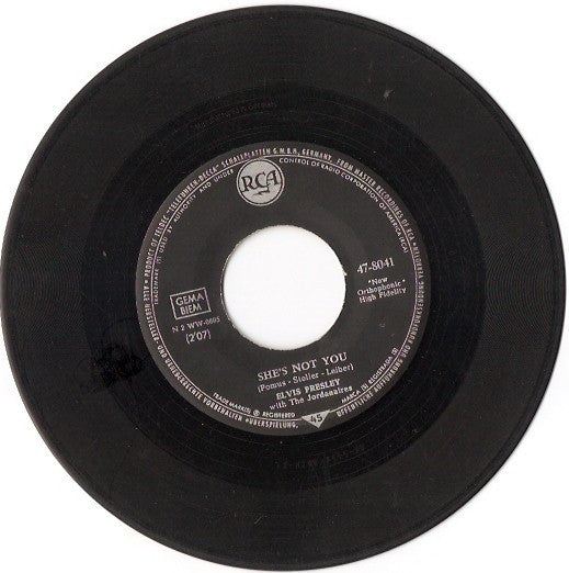 Elvis Presley With The Jordanaires : She's Not You (7", Single)