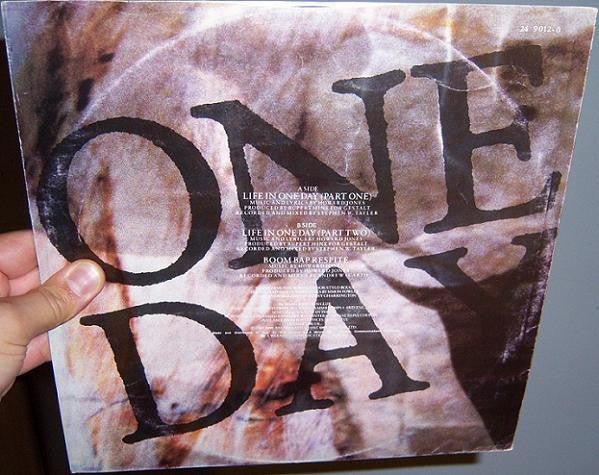 Howard Jones : Life In One Day (12")