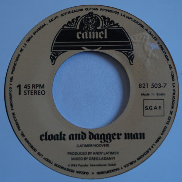 Camel : Cloak And Dagger Man = Espia (7", Single)