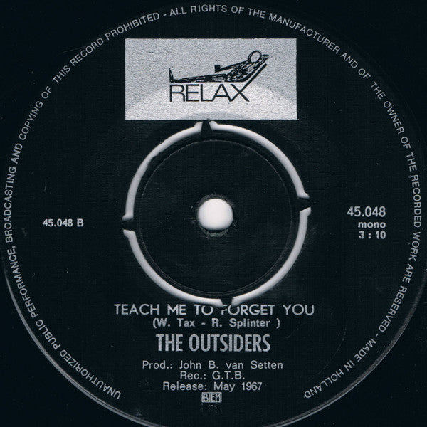 The Outsiders (5) : Summer Is Here (7", Single, Mono)