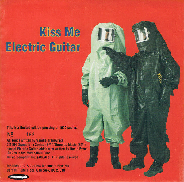 Vanilla Trainwreck : Kiss Me (7", Ltd, Num, Whi)