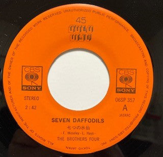 The Brothers Four : Seven Daffodils / 500 Miles (7", Single)