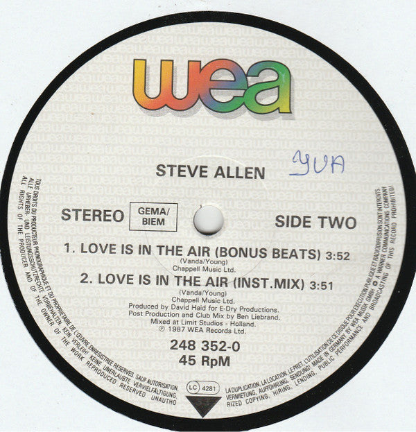 Steve Allen : Love Is In The Air (12")