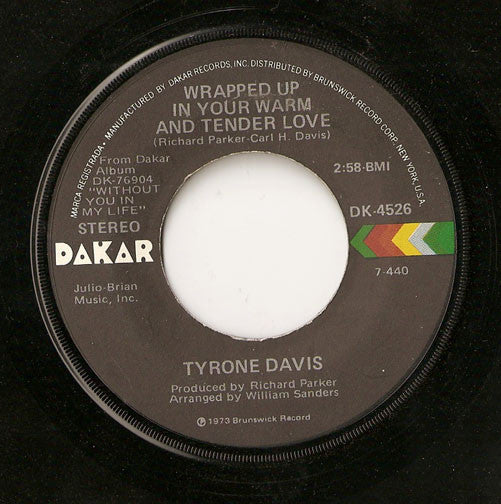Tyrone Davis : True Love Is Hard To Find / Wrapped Up In Your Warm And Tender Love (7")