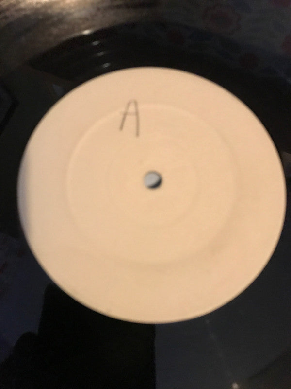 Mirage (7) : No More No War (12", W/Lbl)