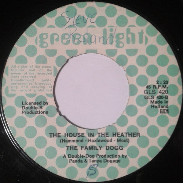 Family Dogg : Arizona (7", Single)