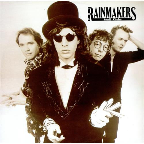 The Rainmakers (2) : Small Circles (7", Single, Bla)