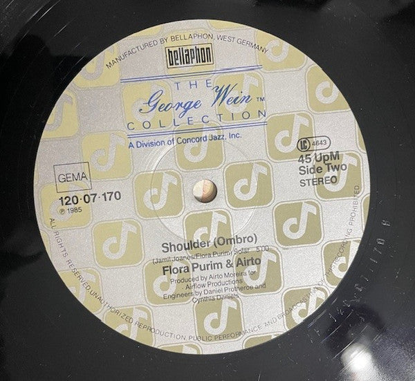 Flora Purim & Airto* : Move It On Up / Shoulder (Ombro) (12", Maxi)