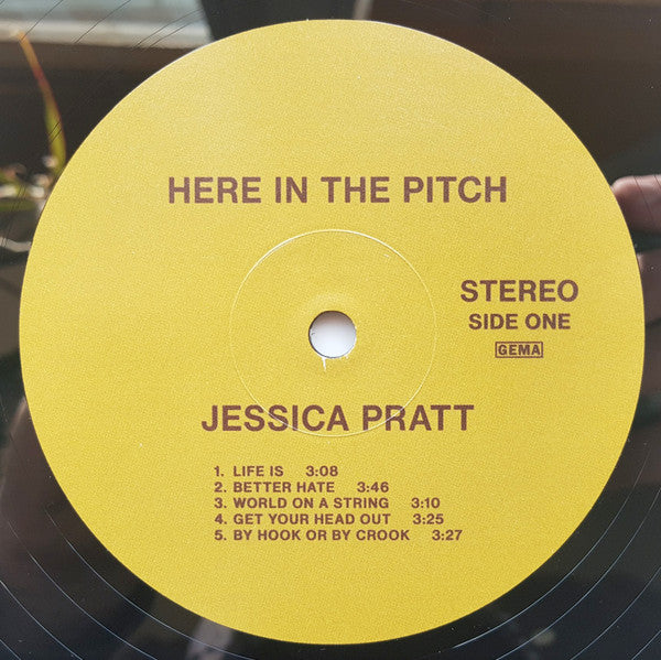 Jessica Pratt : Here In The Pitch (LP, Album)