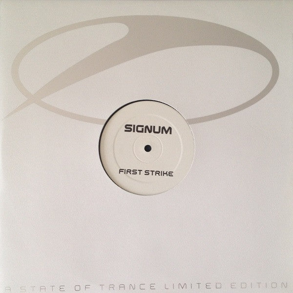 Signum : First Strike (12", Ltd)