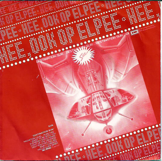 Sun (7) : Radiation Level (7", Single)