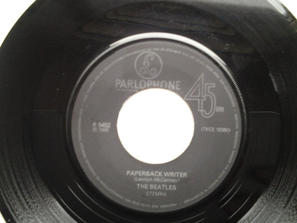 The Beatles : Paperback Writer c/w Rain (7", Single, RE)