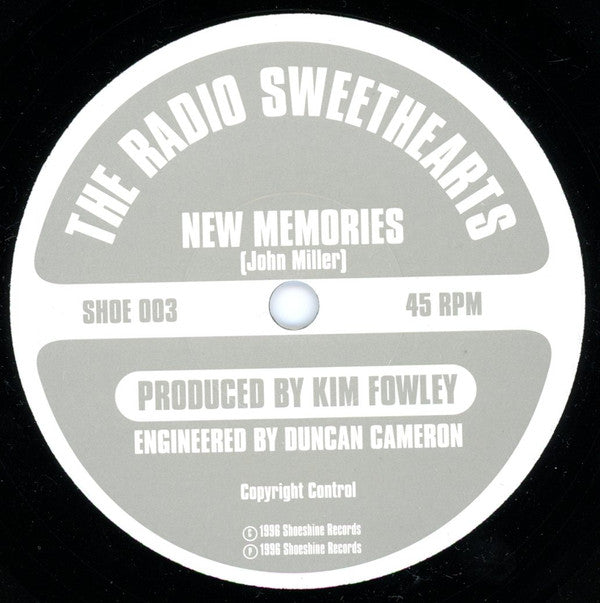 The Radio Sweethearts : New Memories (7", Ltd)