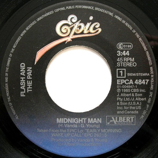 Flash And The Pan* : Midnight Man (7", Single)