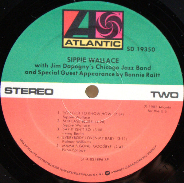 Sippie Wallace With James Dapogny's Chicago Jazz Band And Special Guest Appearance By Bonnie Raitt : Sippie (LP, Album)