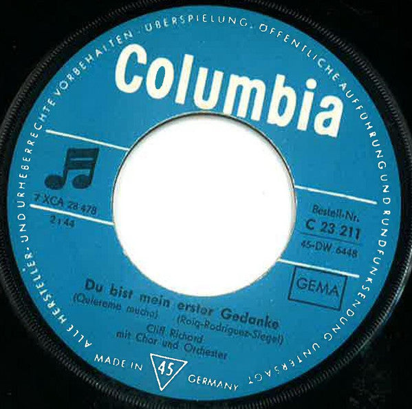 Cliff Richard & The Shadows : Du Bist Mein Erster Gedanke (Quiereme Mucho) / Was Ist Dabei (The Time In Between) (7", Single)