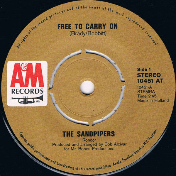 The Sandpipers : Free To Carry On (7", Single)