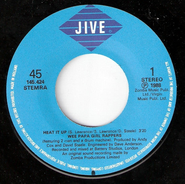Wee Papa Girl Rappers Featuring Two Men And A Drum Machine : Heat It Up (7", Single)