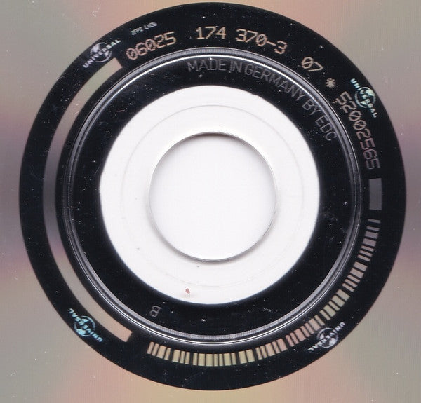 Amy MacDonald : This Is The Life + A Curious Thing (CD, Album, RE + CD, Album, RE + Comp)