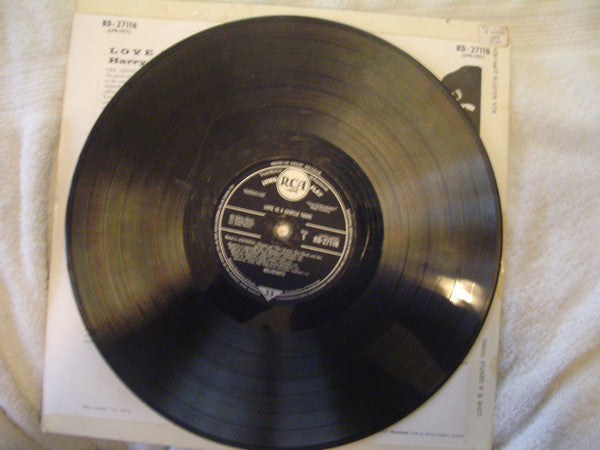 Harry Belafonte : Love Is A Gentle Thing (LP, Album)