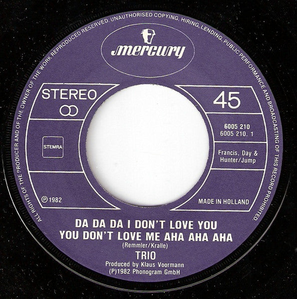 Trio : Da Da Da I Don't Love You You Don't Love Me Aha Aha Aha / Sabine Sabine Sabine (7", Single)