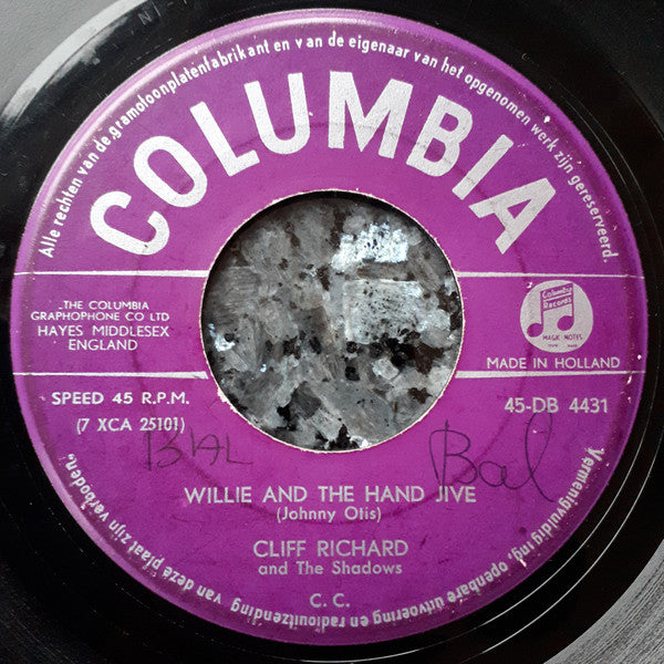 Cliff Richard & The Shadows : Fall In Love With You (7", Single)