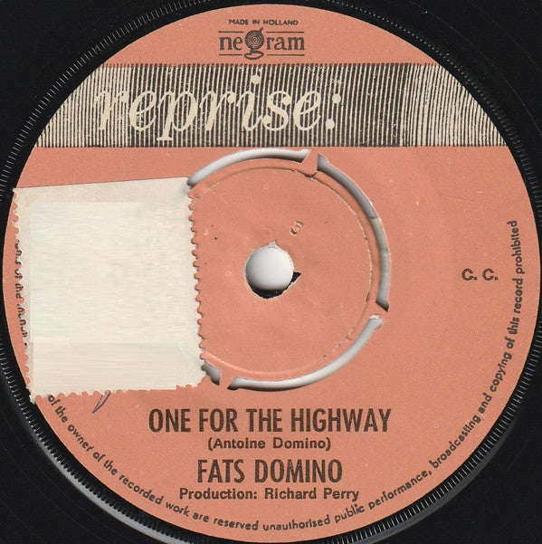 Fats Domino : Honest Papas Love Their Mamas Better / One For The Highway (7", Single)