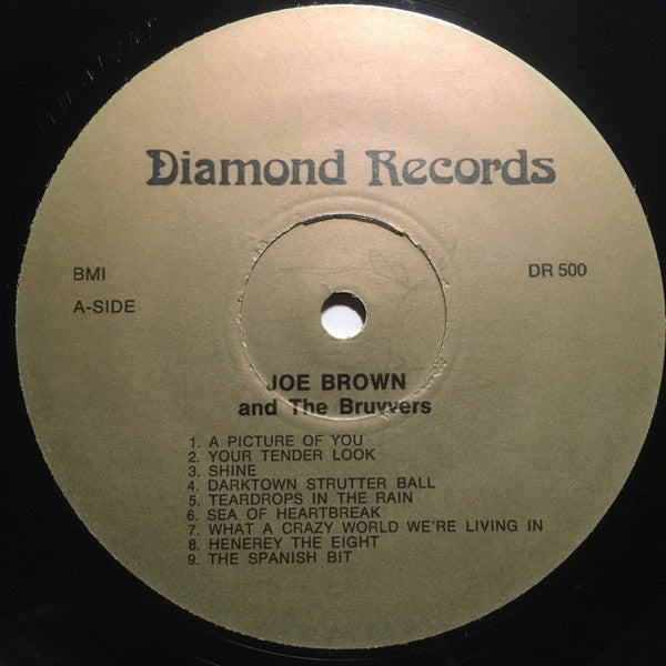 Joe Brown And The Bruvvers : Here Comes Joe! (LP, Comp)