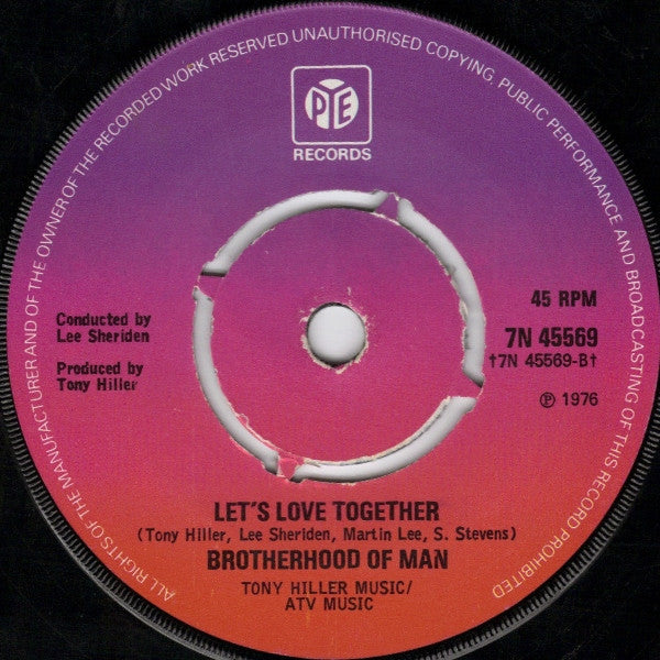 Brotherhood Of Man : Save Your Kisses For Me (7", Single, Pus)