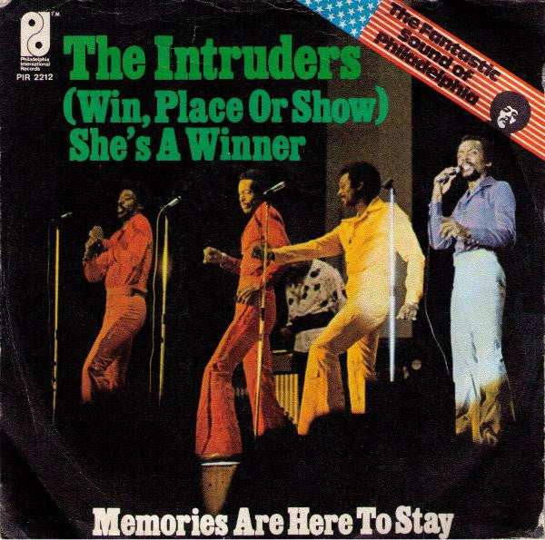 The Intruders : She's A Winner (7", Single, RE)