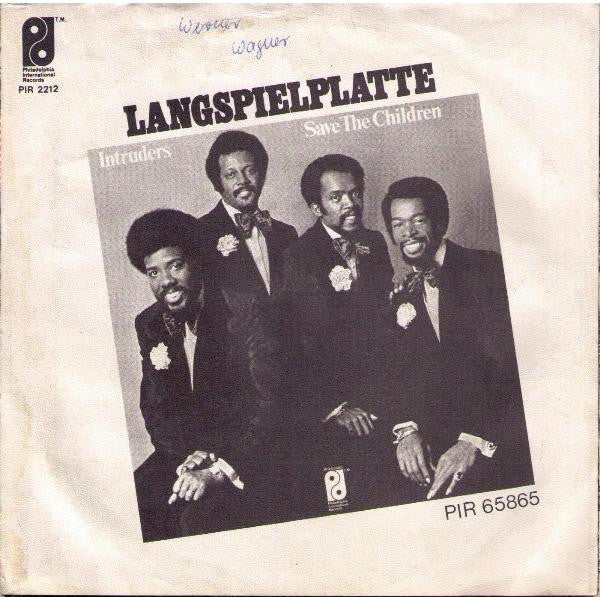 The Intruders : She's A Winner (7", Single, RE)