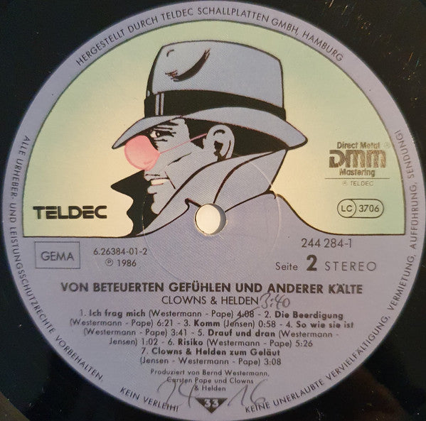 Clowns & Helden : Von Beteuerten Gefühlen Und Anderer Kälte (LP, Album, RE)